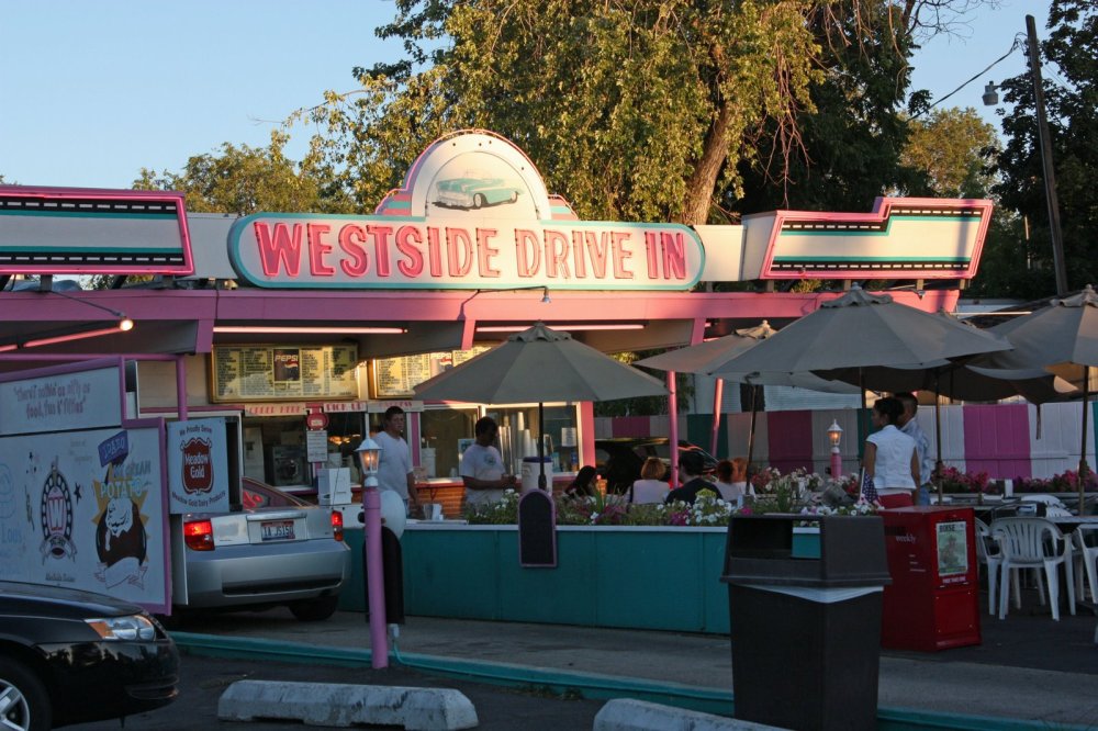westside drive in